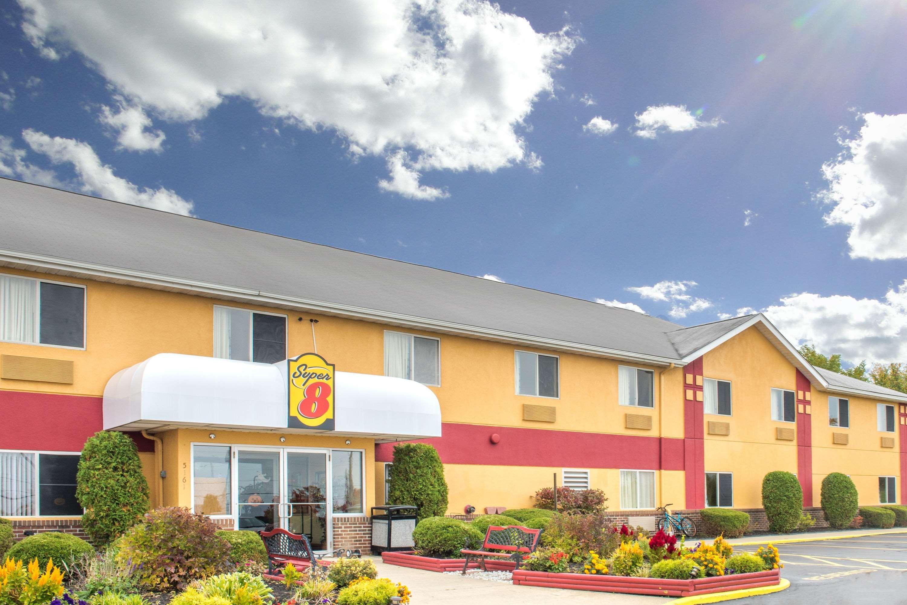 Super 8 By Wyndham Medina Otel Dış mekan fotoğraf